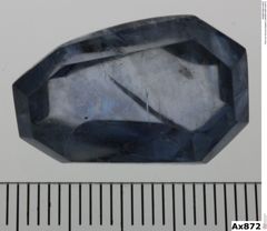 Foto von Korund (Saphir) (NHMW-MIN-Ax872)